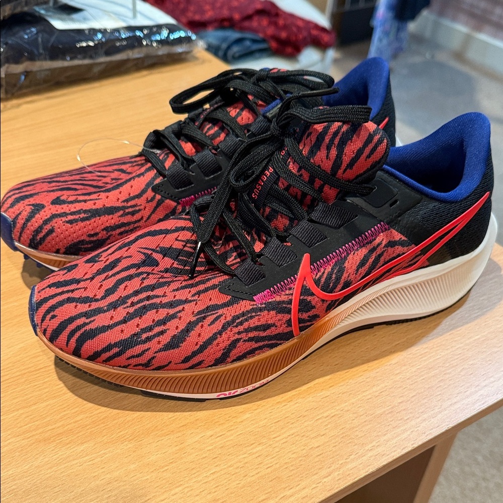 Nike brand new Red and Black Tiger Print Sneakers